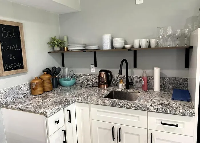 Сasa de vacaciones Newly Updated, 2 Bedroom 1 Ba, U Of A, Sam Hughes Tucson