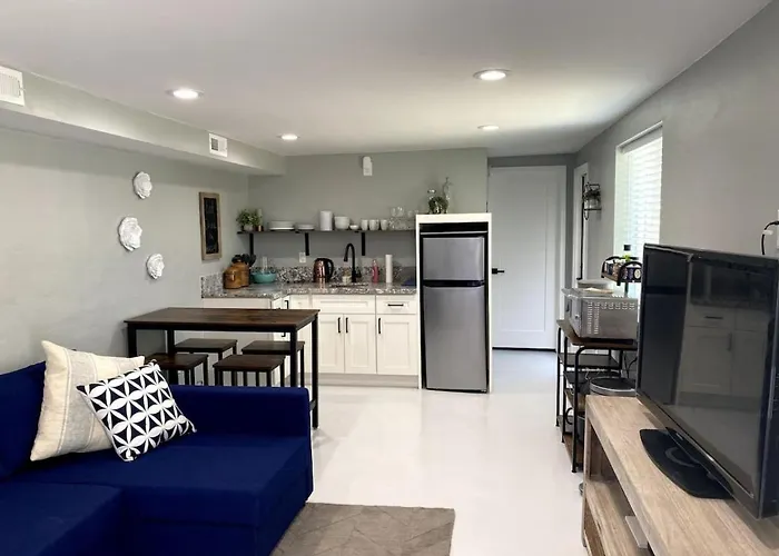 Сasa de vacaciones Newly Updated, 2 Bedroom 1 Ba, U Of A, Sam Hughes Tucson